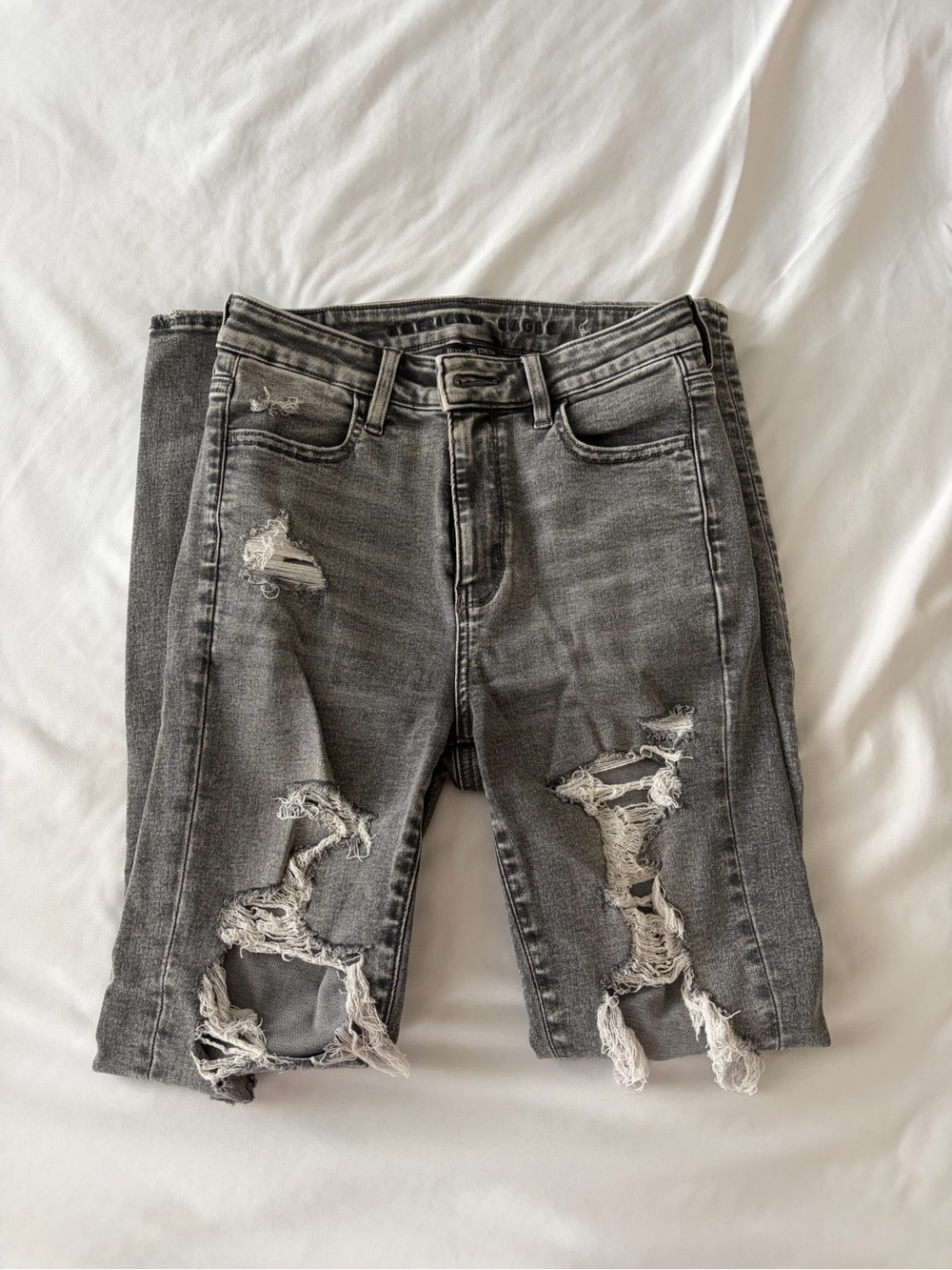 American Eagle Outfitters Distressed Gray Skinny Jeans